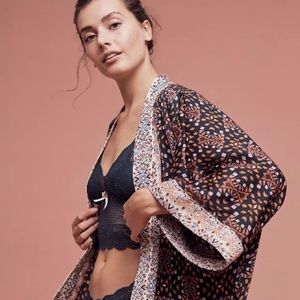 Anthropologie • Lilka Sleep In Sunday Navy Blue Abstract Kimono Robe Size XS/S